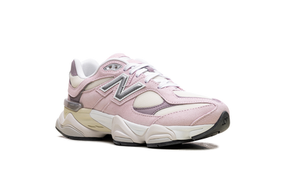 9060 GS "Pink White" GC9060BE