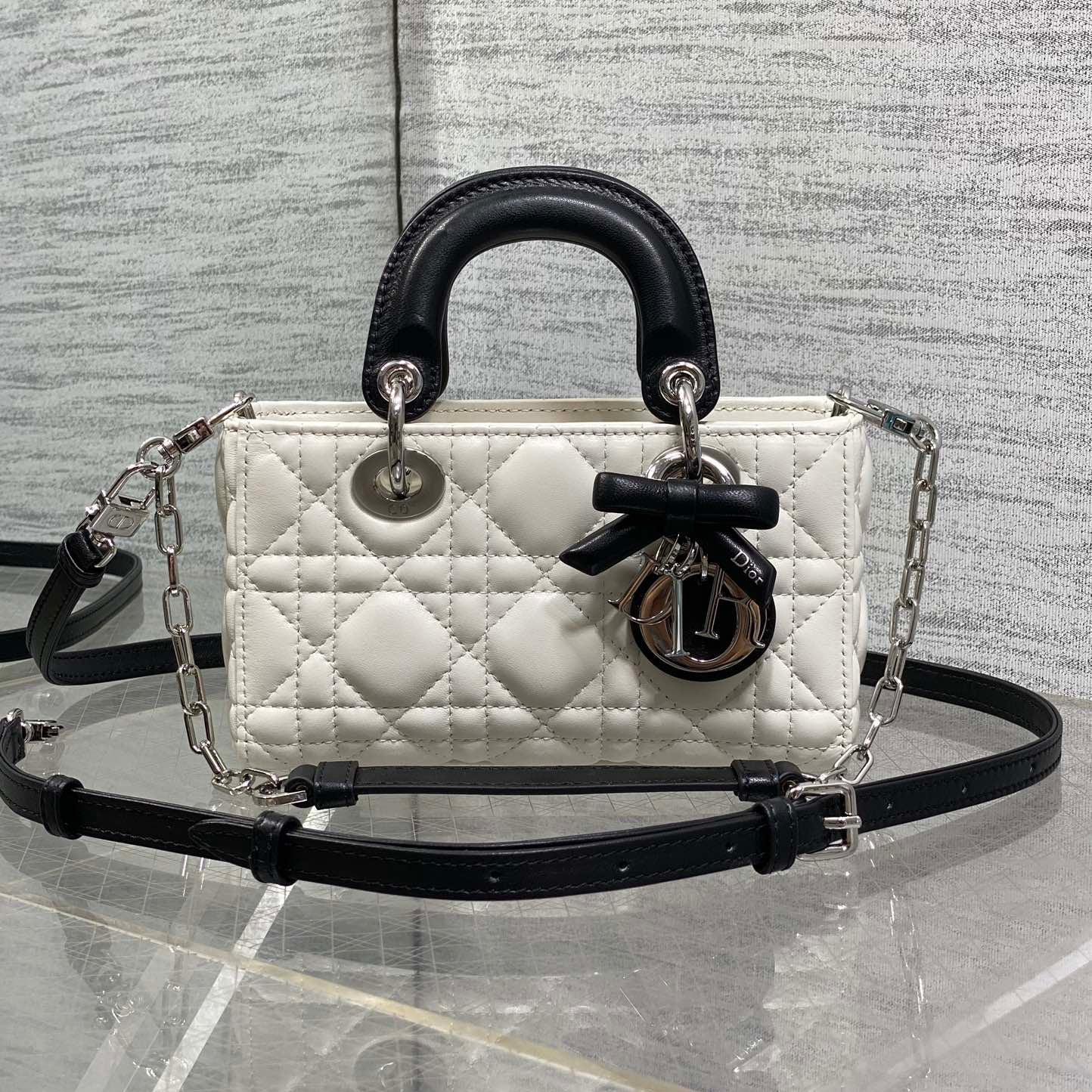 CD 2026 Bow Lady D-Joy Black mix White Cannage Lambskin 286573