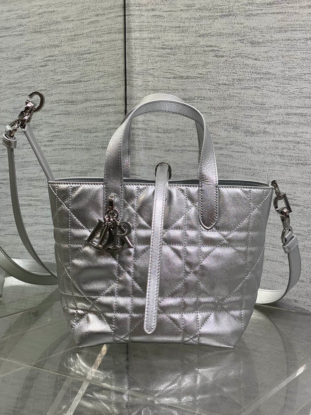 CD 2026 Toujours Vertical Tote Bag 18cm Macrocannage Calfskin 286459