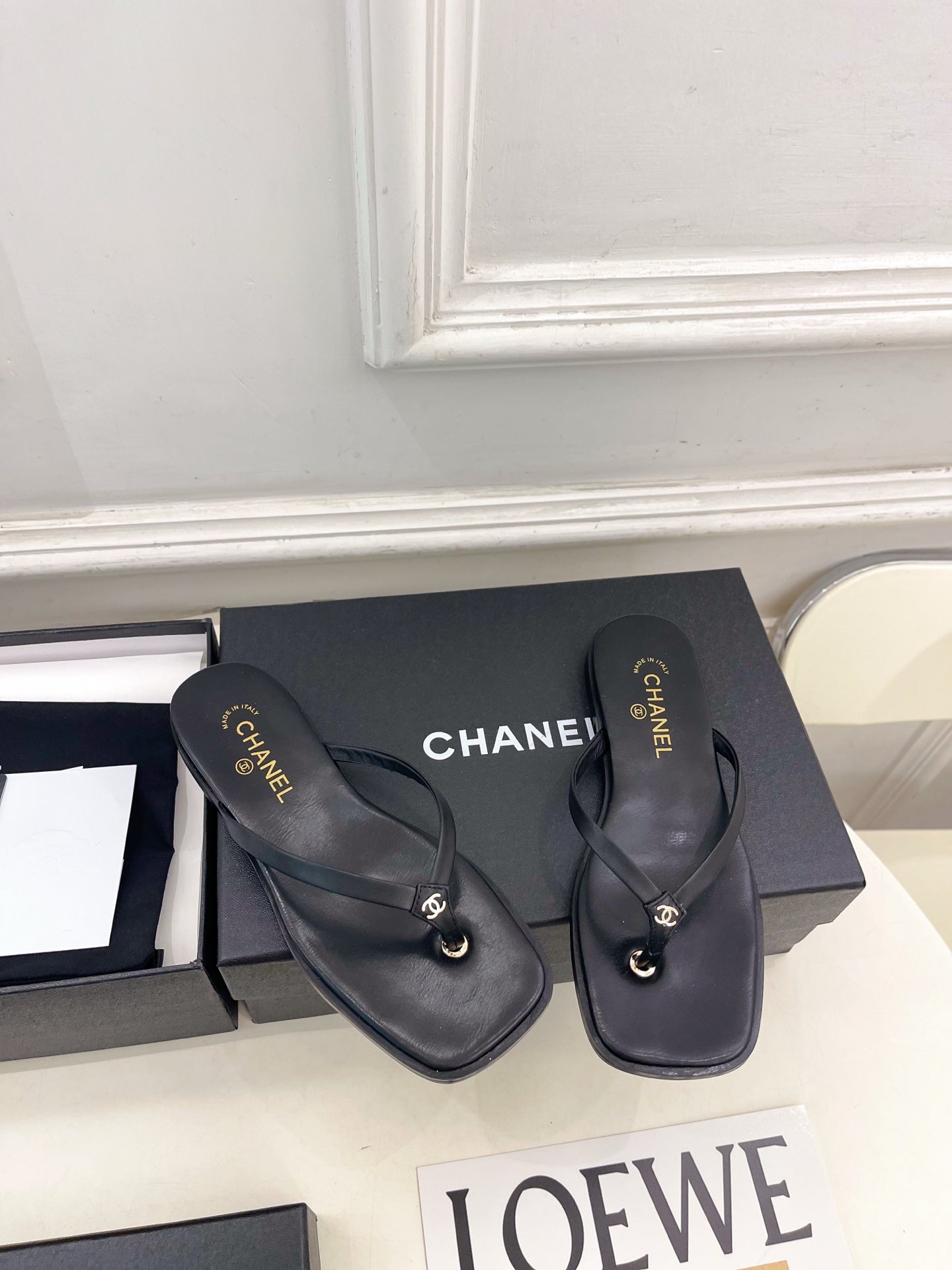 Chanel 2026 Double C Flip-Flops Leather Sheepskin 831459