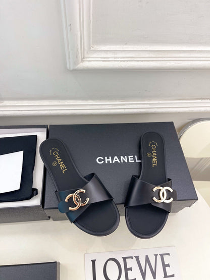 CC 26ss Pre-Collection Double C Slide Sandals Black Leather 946869