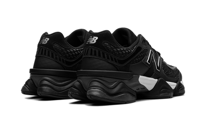 9060 "Shoe Palace - Black/Silver" U9060PNR