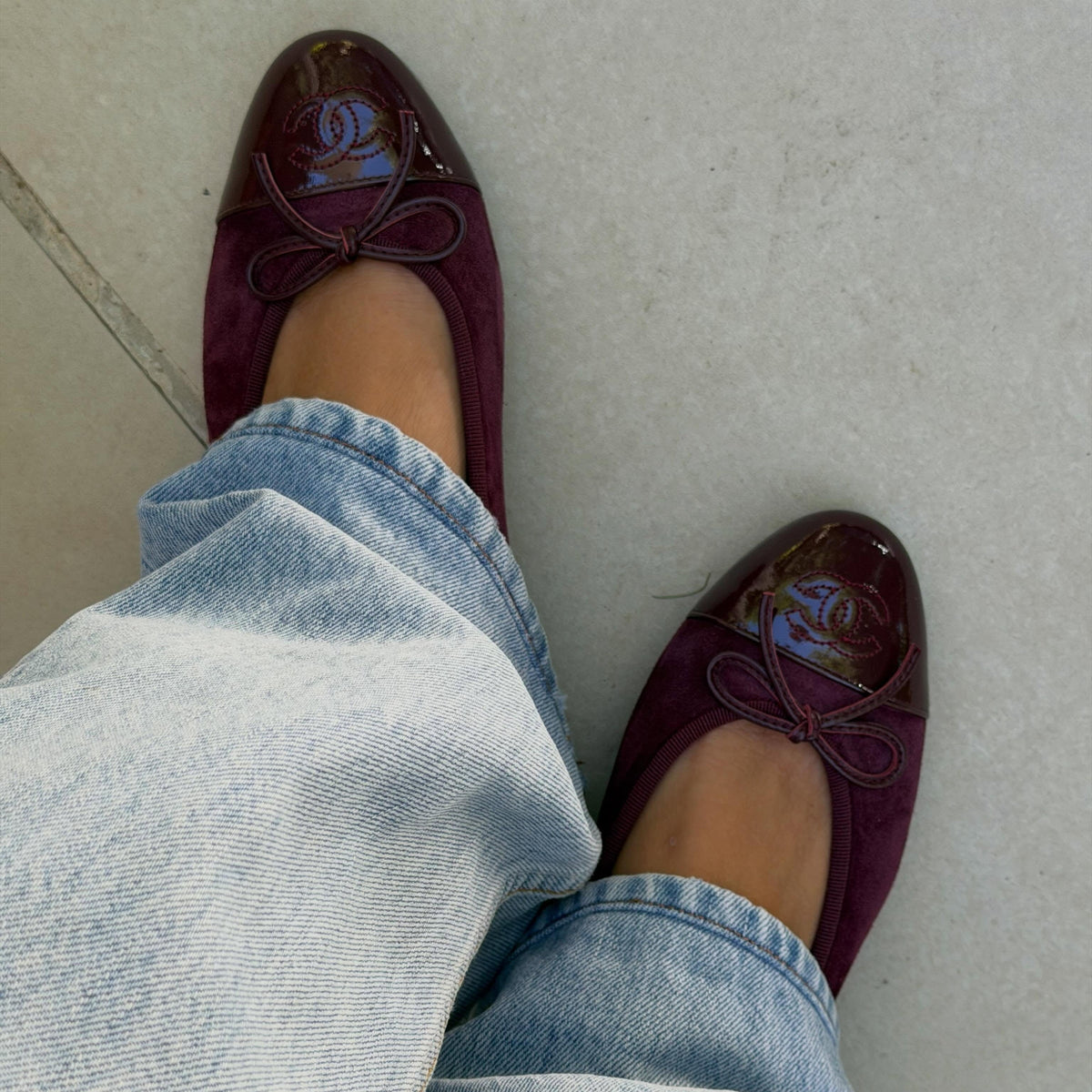CC 26s Ballet Flat Burgundy Patent Leather Suede