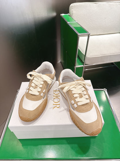CD Tech Sneakers White Light Brown Cowhide Mesh Suede 562672
