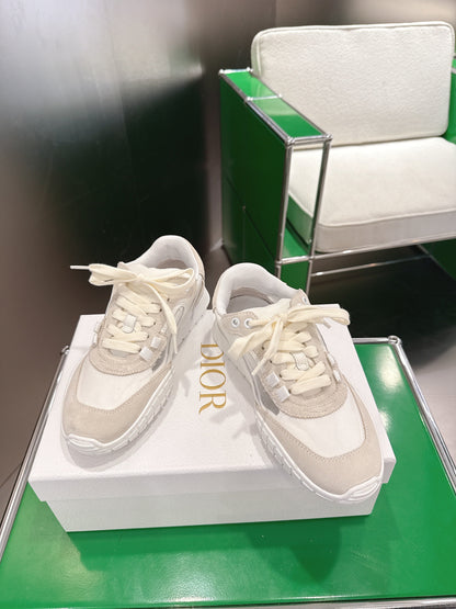 CD Tech Sneakers White Light Pale Taupe Cowhide Mesh Suede 562673