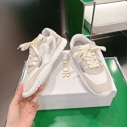 CD Tech Sneakers White Light Pale Taupe Cowhide Mesh Suede 562673
