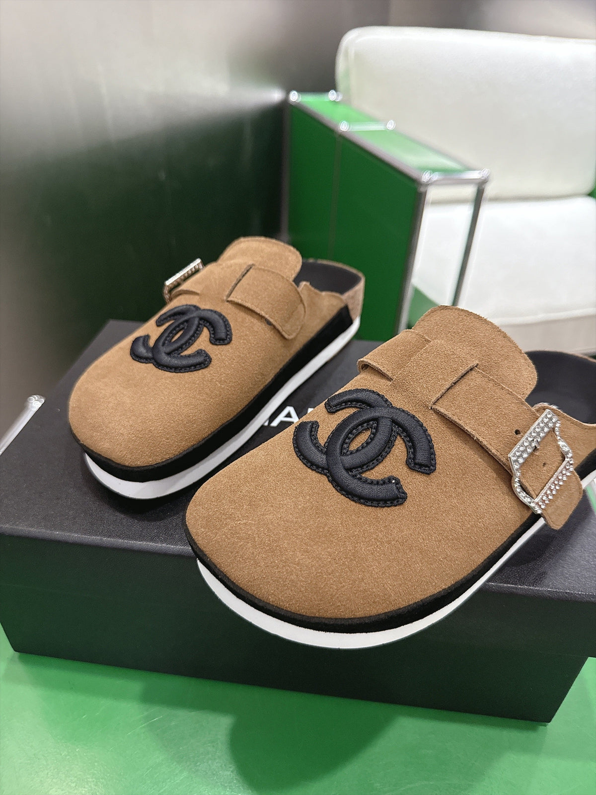 CC Logo Slip-On Mules Brown Suede 960362
