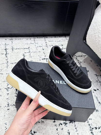CC 26S Logo Sneakers 3.5cm Black Suede 109956