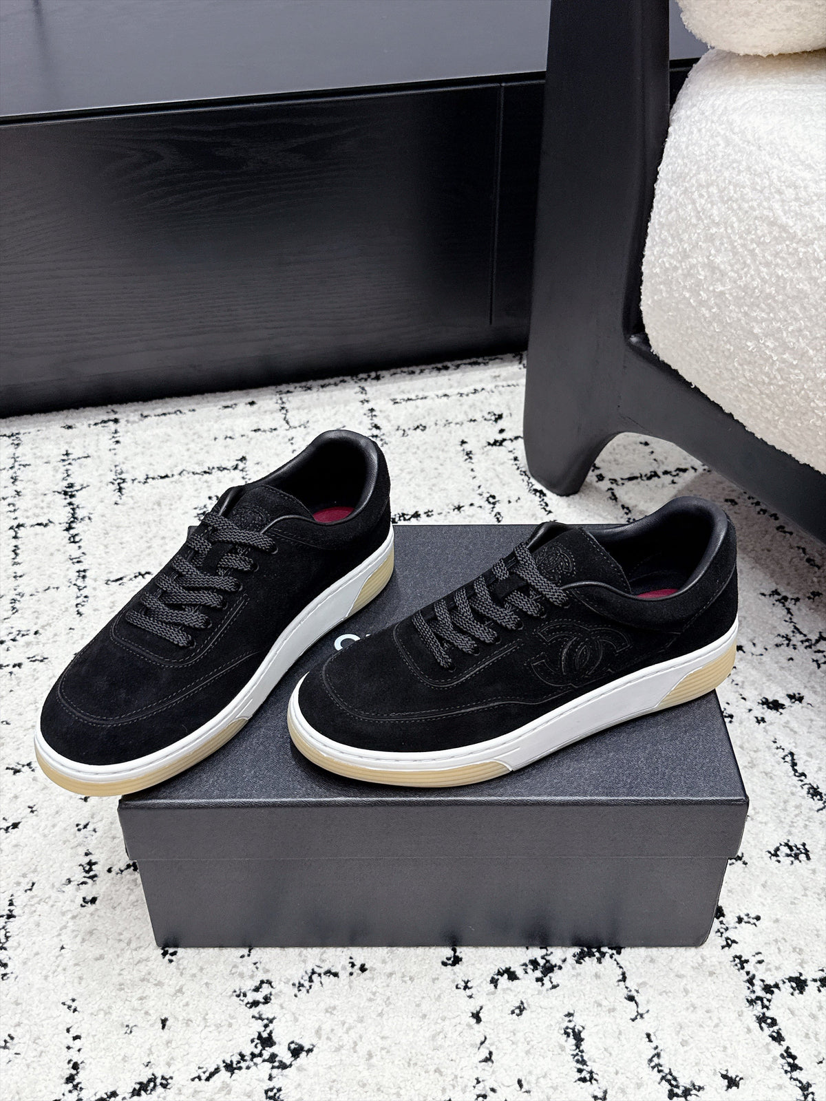 CC 26S Logo Sneakers 3.5cm Black Suede 109956