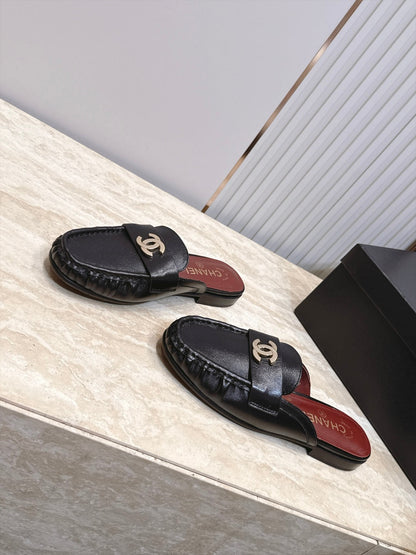 CC 26s Ruffled Mules Black Glossy Sheepskin 992382