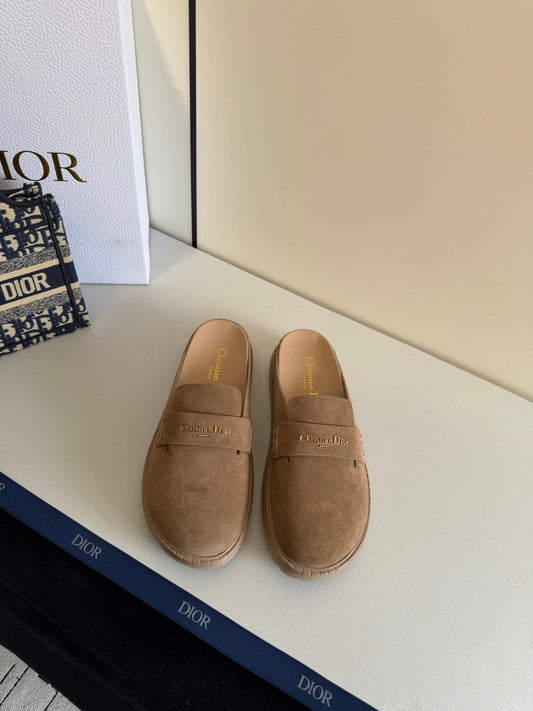 CD Boy Mules Full Brown Suede