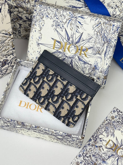 CD 30 Montaigne Freesia Card Holder 10cm Blue Jacquard