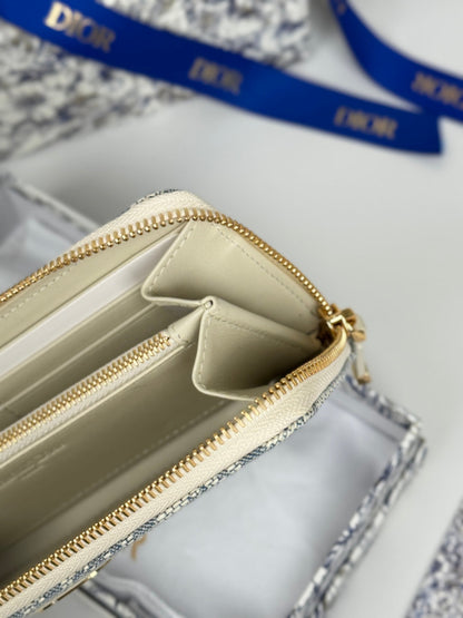 CD 30 Montaigne Voyageur Slim 19.5cm White Grey Jacquard 258608