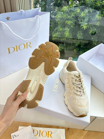 Dior Chrono Sneaker Beige Technical Wool and Leather 506845