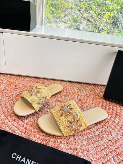 CC 26s Slippers Yellow Beige Fabric Sheepskin 648231