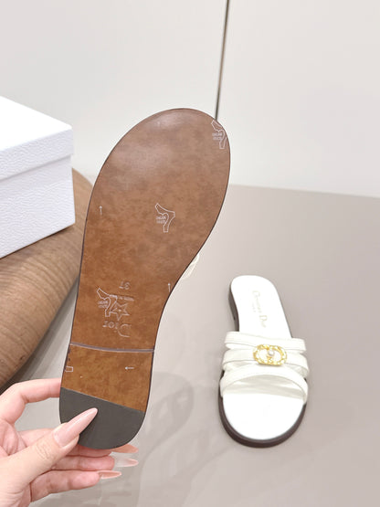 CD 26s 30M Slide White Calfskin 738225