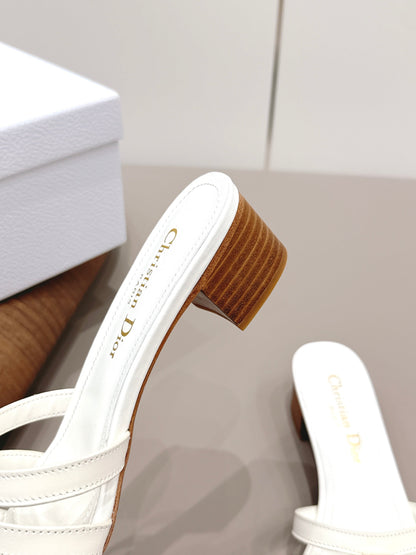 CD 26s 30M Sandal 4.5cm White Calfskin 738221