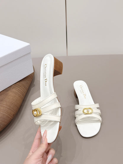 CD 26s 30M Sandal 4.5cm White Calfskin 738221