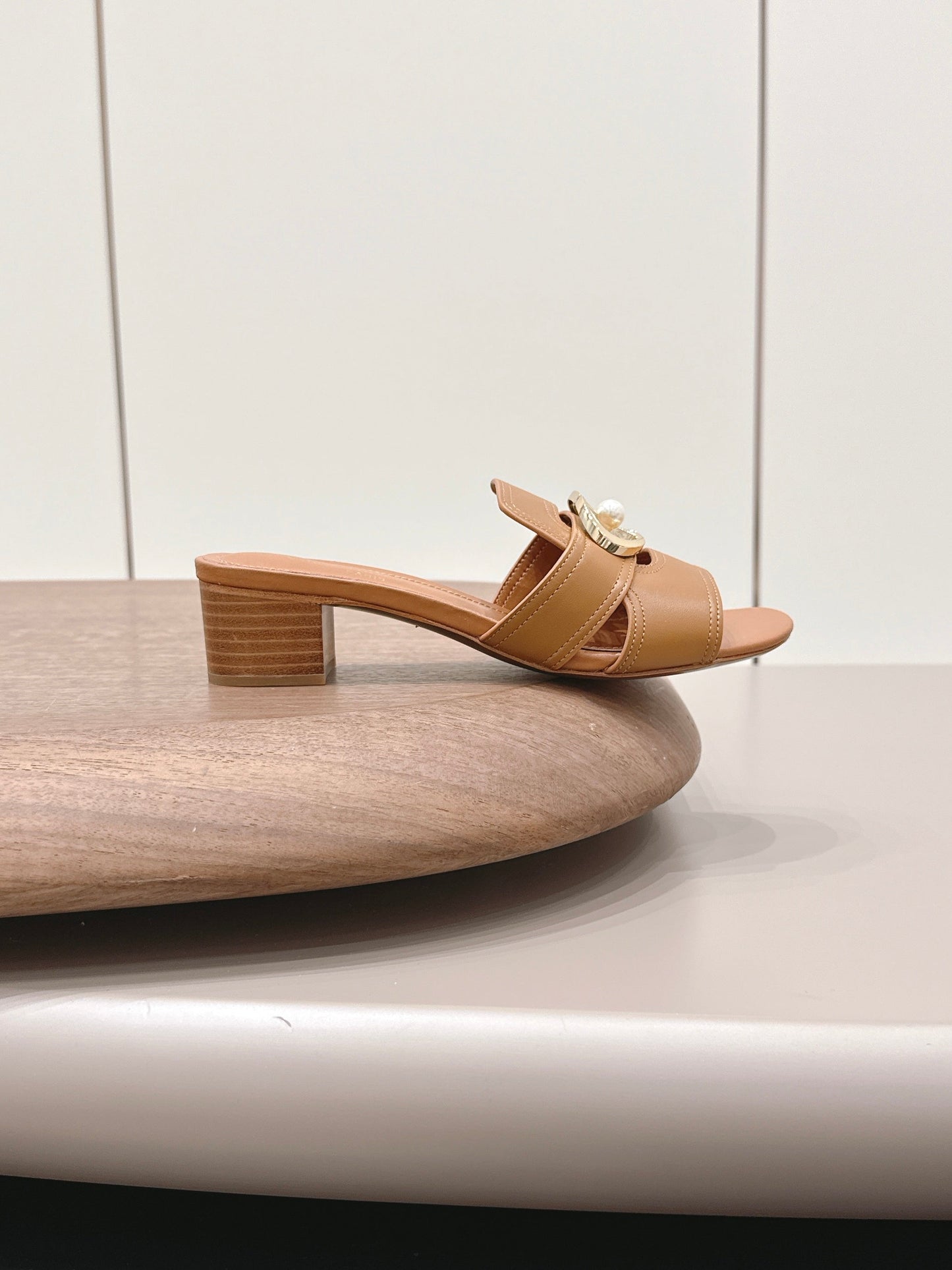 CD Sandal Mule 30 Montaigne 4.5cm Tan Calfskin 738331