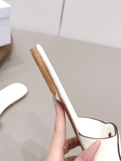 CD 26s Round-Toe Slide Sandals White Calfskin 738240