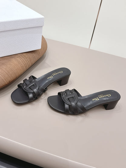 CD 26s D-Club Sandal 4.5cm Black Calfskin 738241
