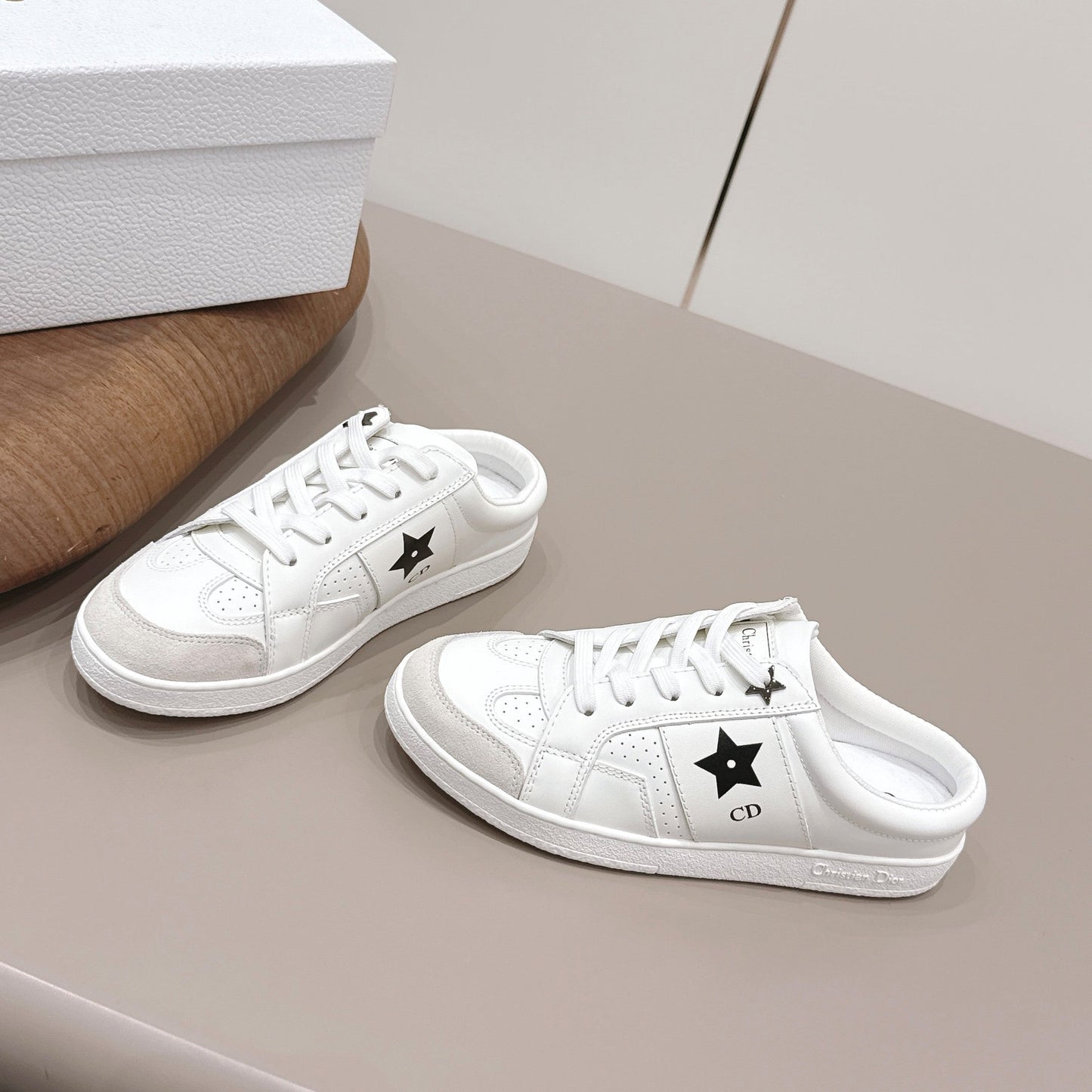 CD Dior Black Star Mule White Suede Leather 739311