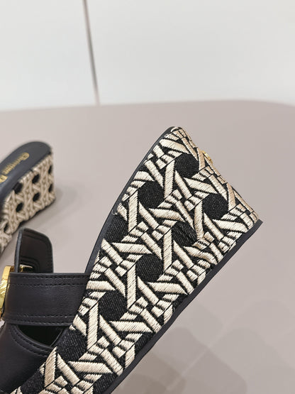 CD 30 Montaigne Wedge Slides 8cm Black Calfskin 738317