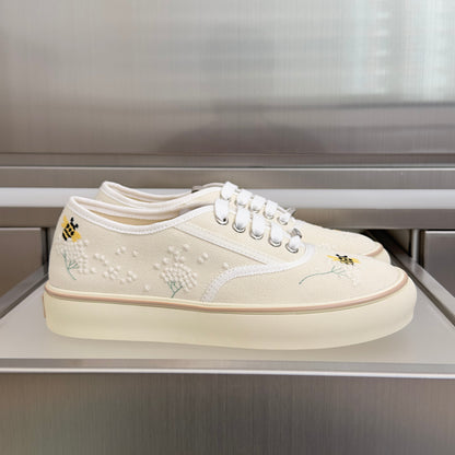 CD 26s Saltwind Sneakers Cream Canvas 920080
