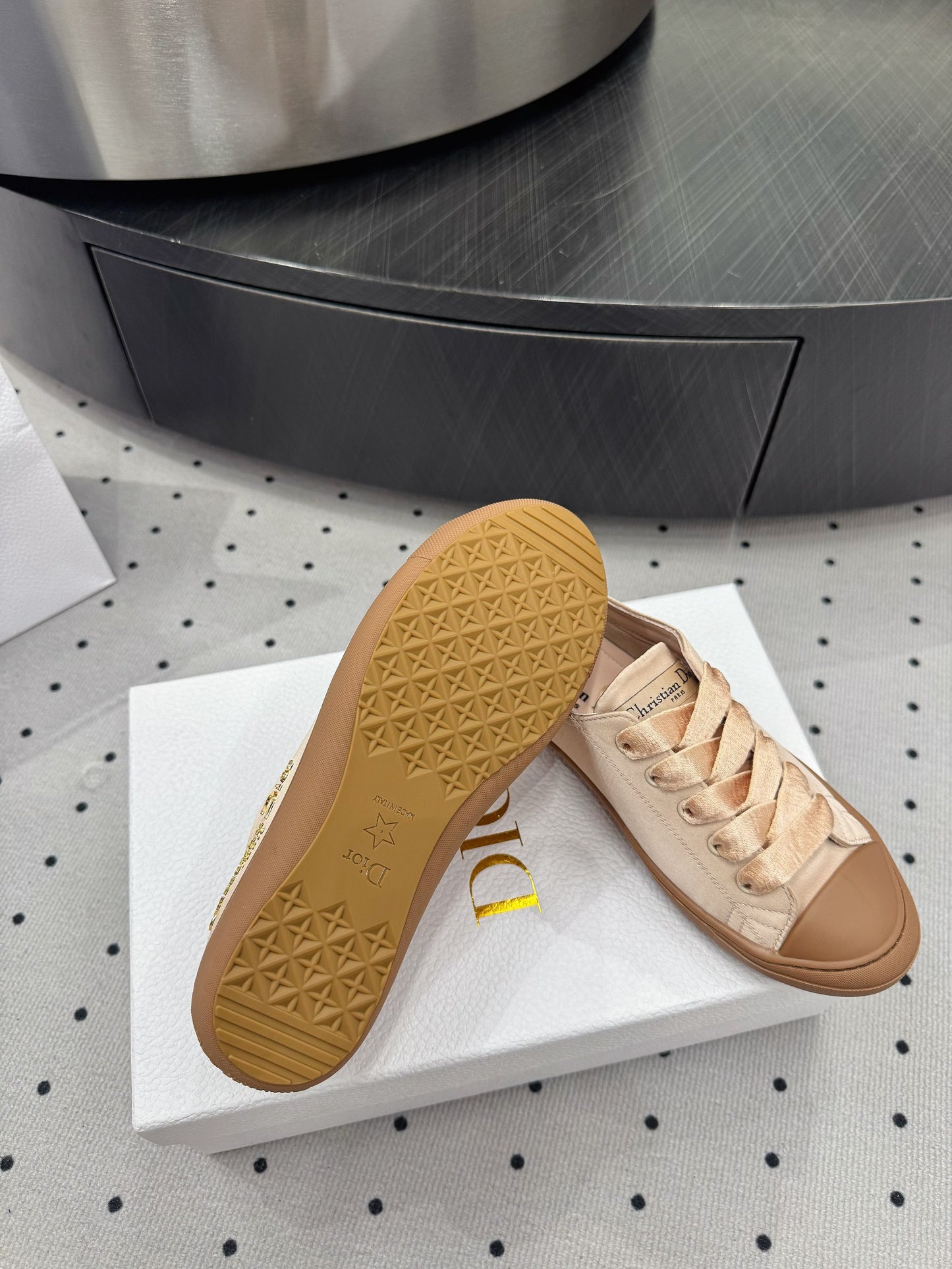 Dior Lucky Sneaker Beige Satin  618070