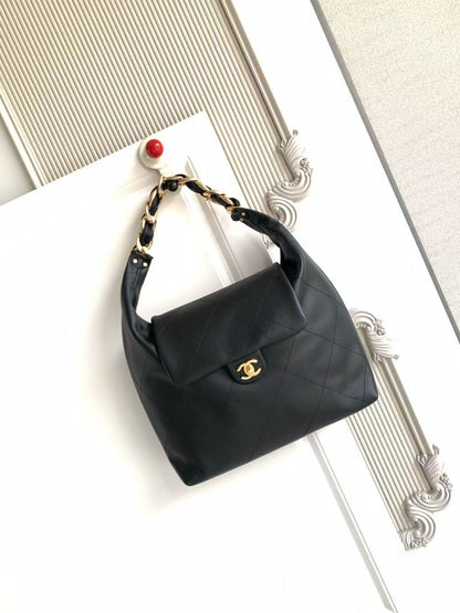 CC 2025 Bag 28cm Black Gold Calfskin