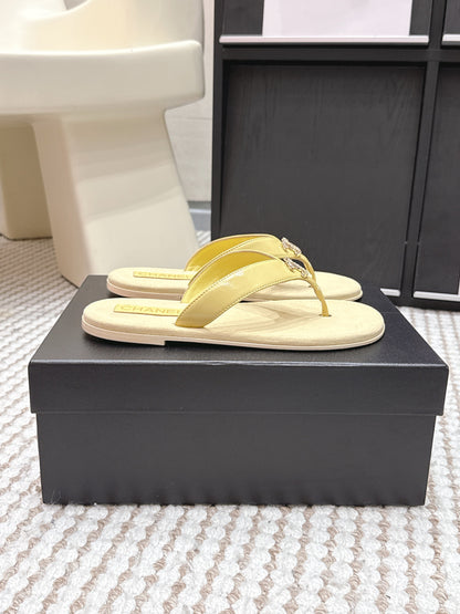 CC 26s Thong Sandals Yellow Suede Sheepskin 632354