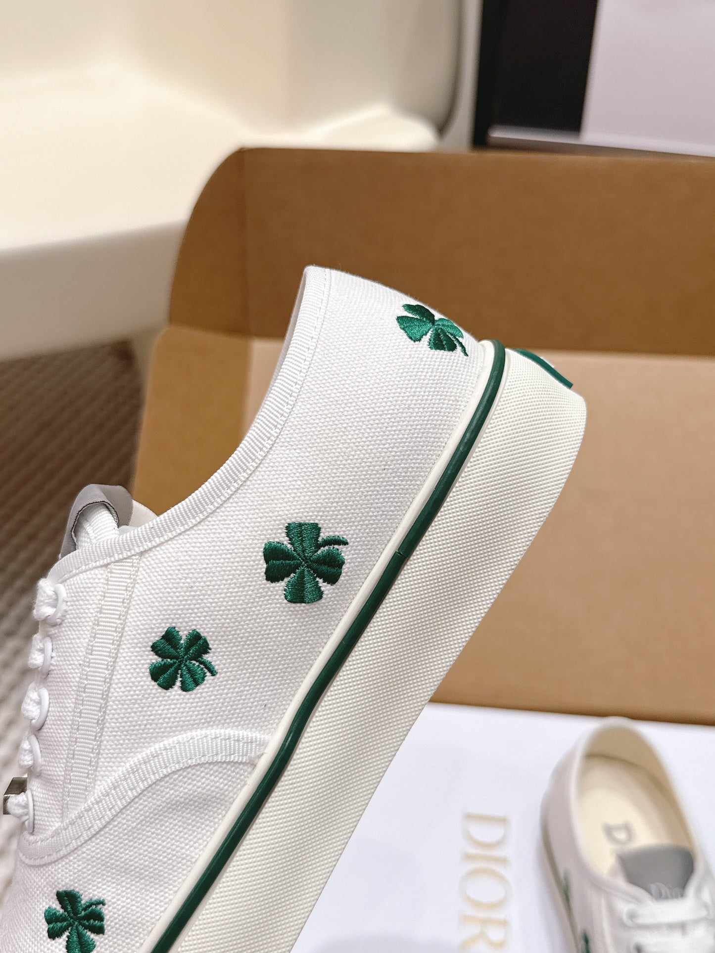 CD Saltwind Sneakers White Four-leaf Clover Embroidery Canvas 632439