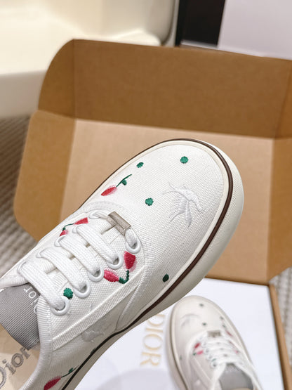 CD Saltwind Sneakers White Dove & Rose Embroidery Canvas 632440