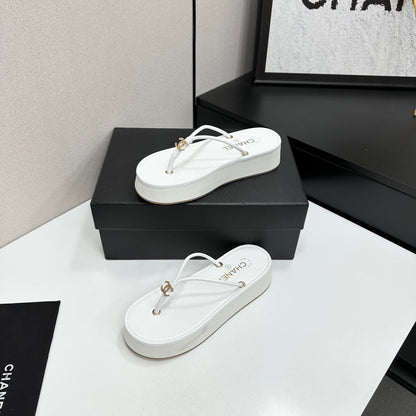 CC 26s Platform Thong Sandals White Lambskin 817608