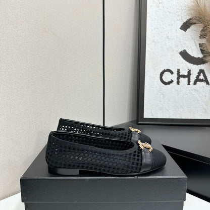 CC 26s Ballet Flat Black Woven Raffia Mesh 925934