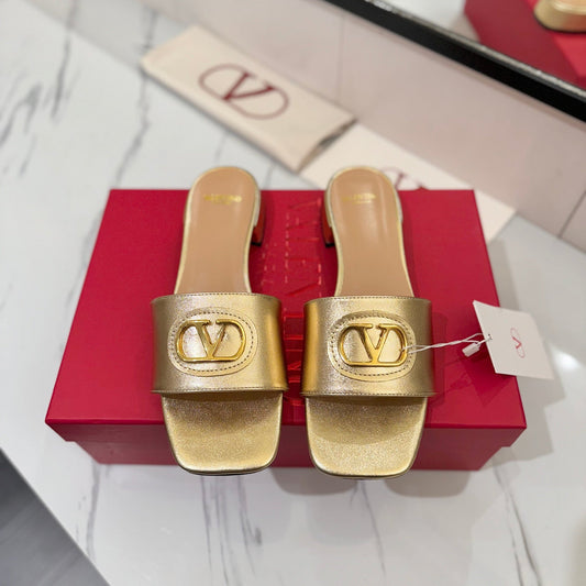 Valentino 26s Sandals Gold Smooth Calfskin With Gold Hardware