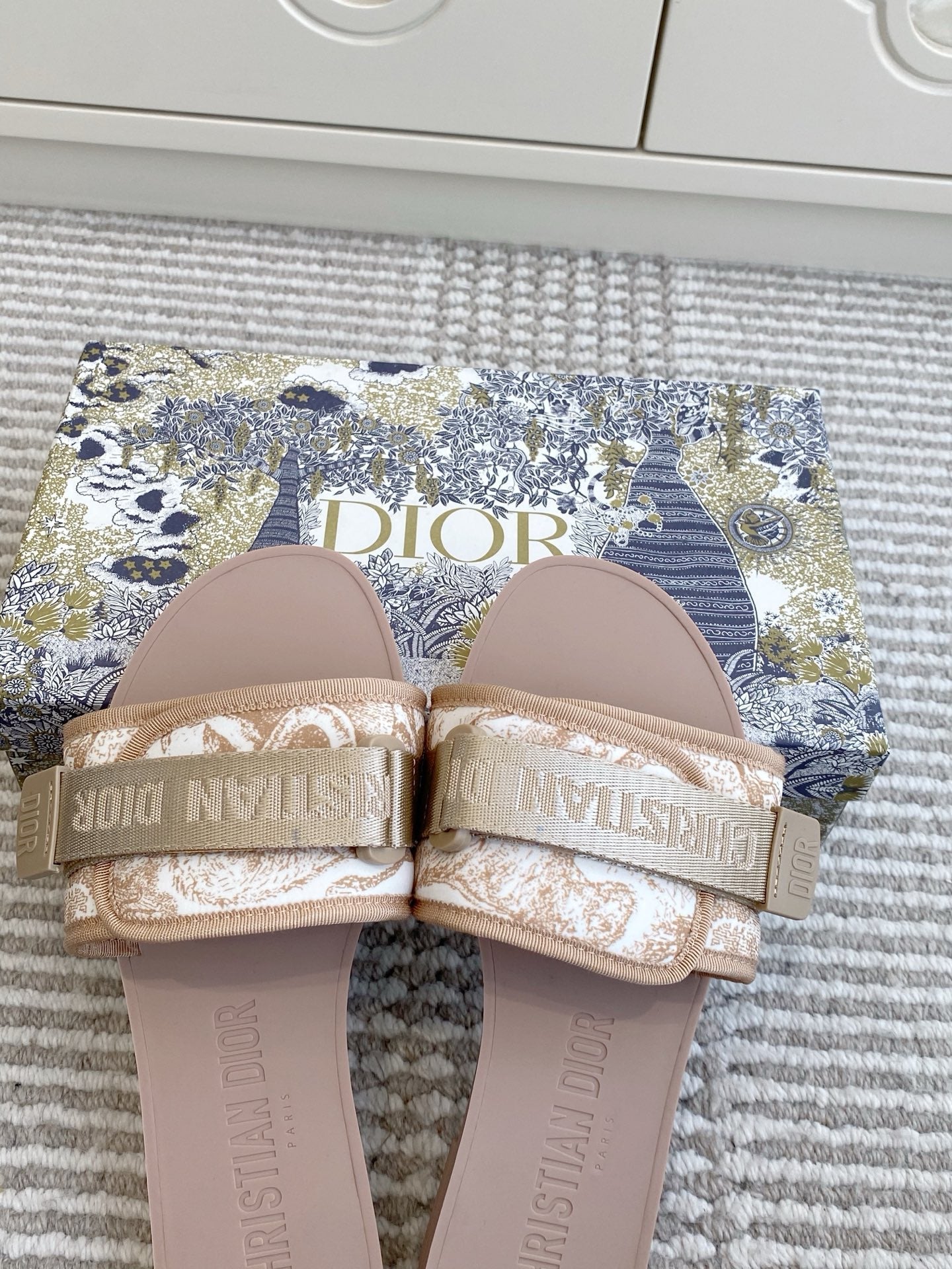 CD 26s Flat Slippers Canvas Rubber 648132