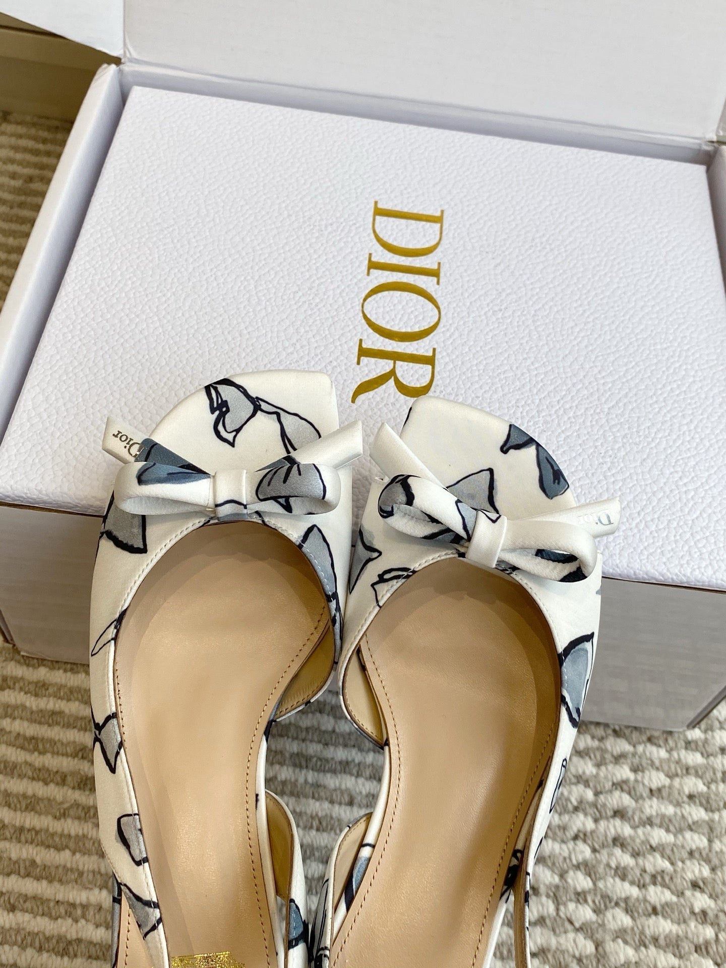 CD 26s Bow Kitten Heel Open Back Sandals White Blue Lambskin 909653