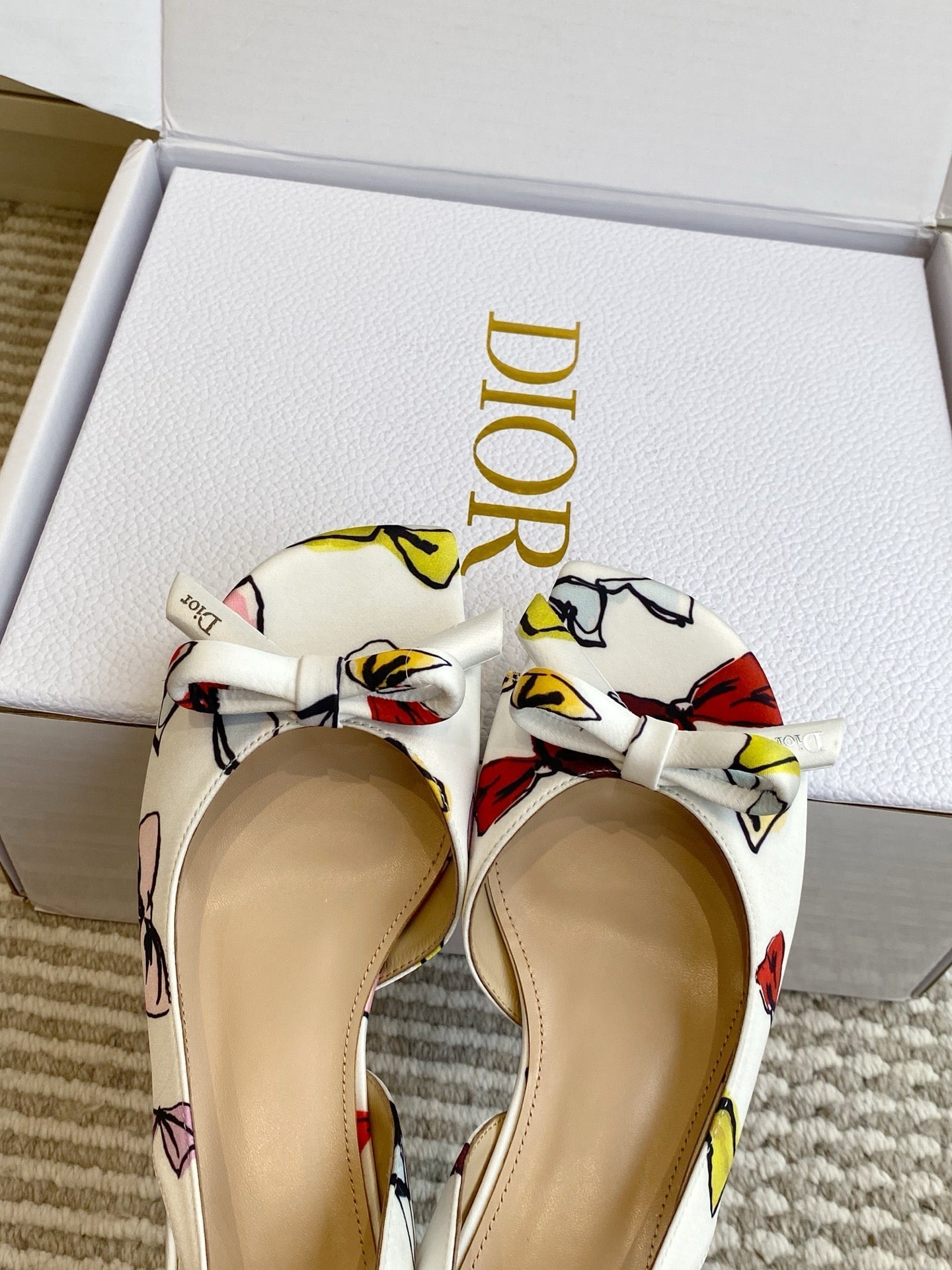CD 26s Bow Kitten Heel Open Back Sandals White Lambskin 909657