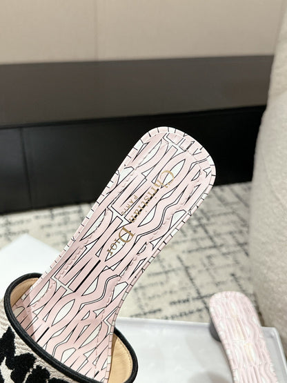 CD Dway Heeled Slide Light Pink Black Embroidered Cotton