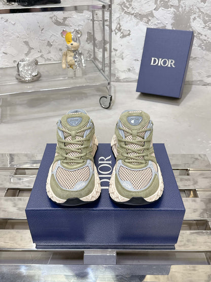 CD 26s Sneaker Olive Taupe Mesh Suede 905049