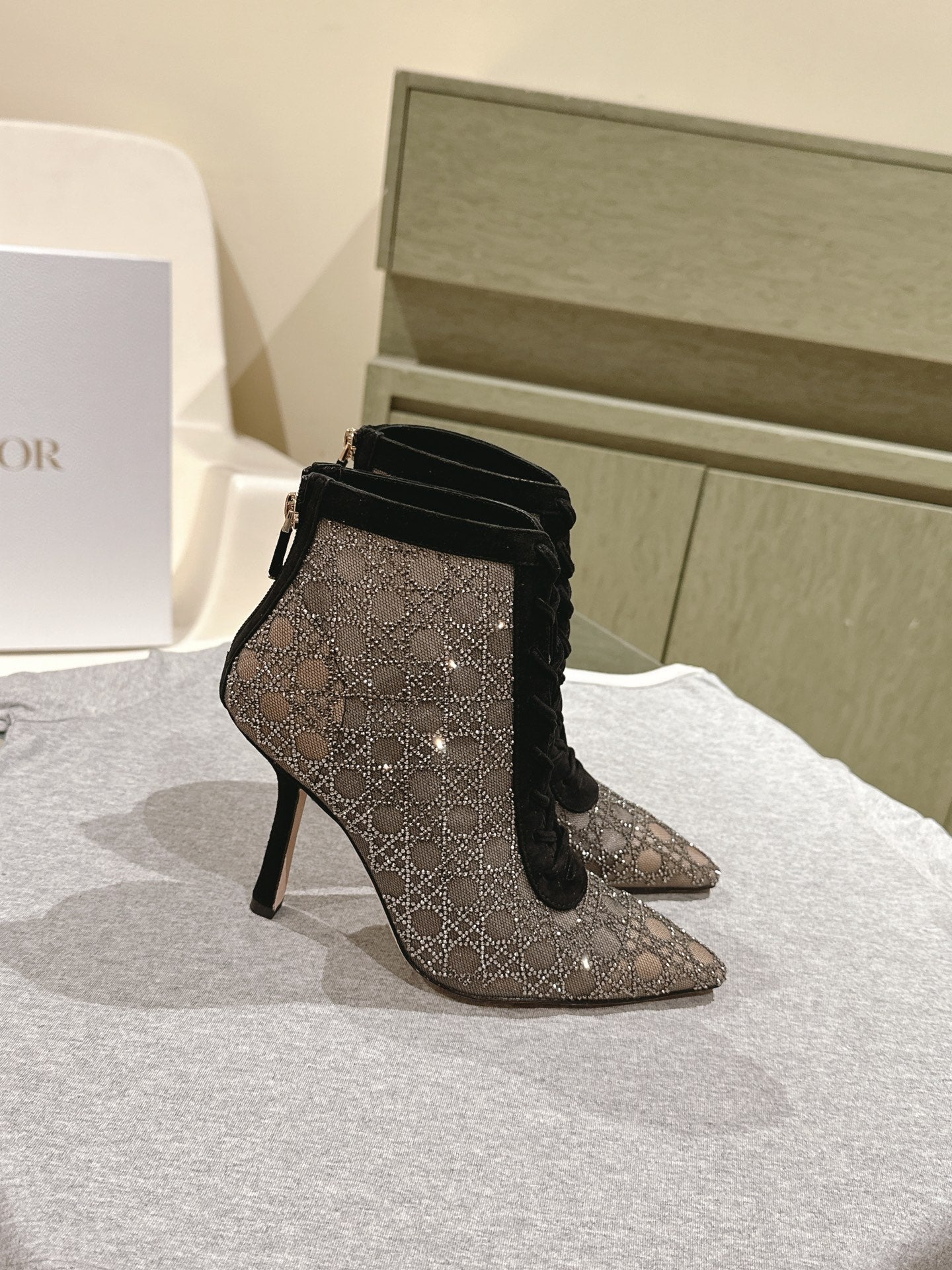 CD Capture  Ankle Boot  85mm Black Mesh & Suede 483089