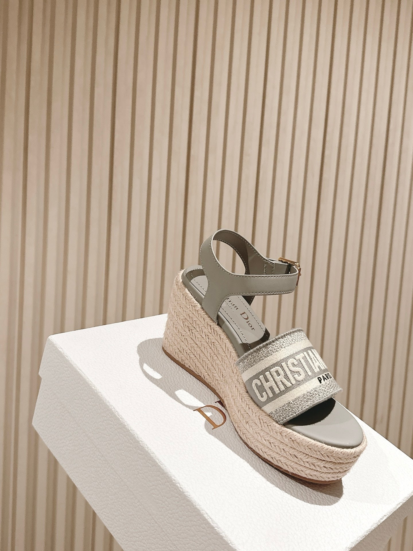 CD Dway Wedge  Sandal 85mm Warm gray-brown Calfskin and Embroidered 483079