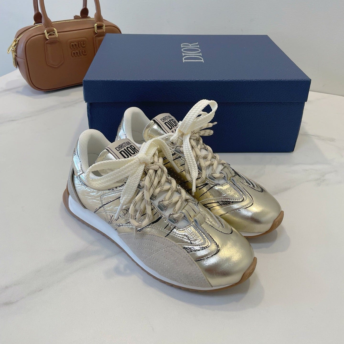 CD 26s D-Sketch Sneakers Sliver Taupe Suede Lambskin 908093