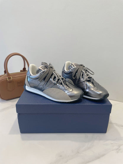 CD 26s D-Sketch Grey Sliver Sheepskin 908094