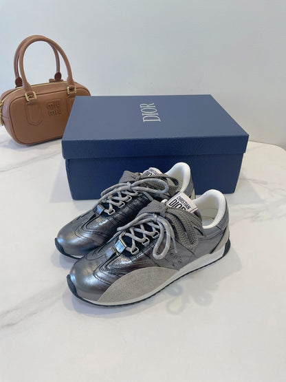 CD 26s D-Sketch Sneakers Sliver Taupe Suede Lambskin 908094