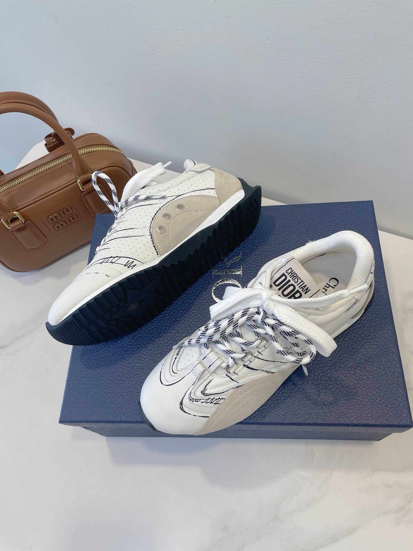 CD 26s D-Sketch Sneakers White Taupe Suede Lambskin 908096