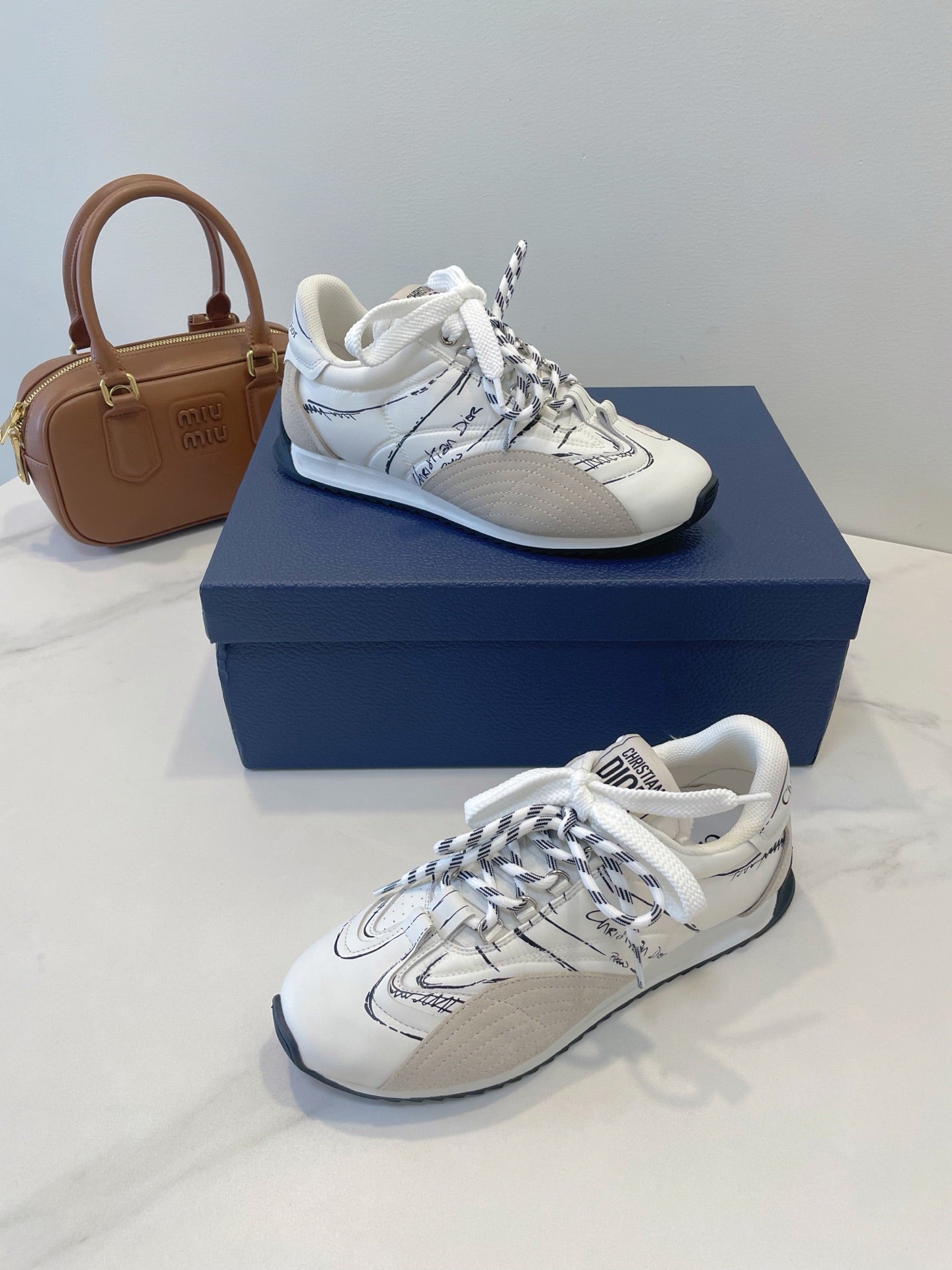 CD 26s D-Sketch Sneakers White Taupe Suede Lambskin 908096