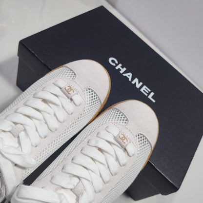 CC 26s Sneakers White Suede Mesh 953774