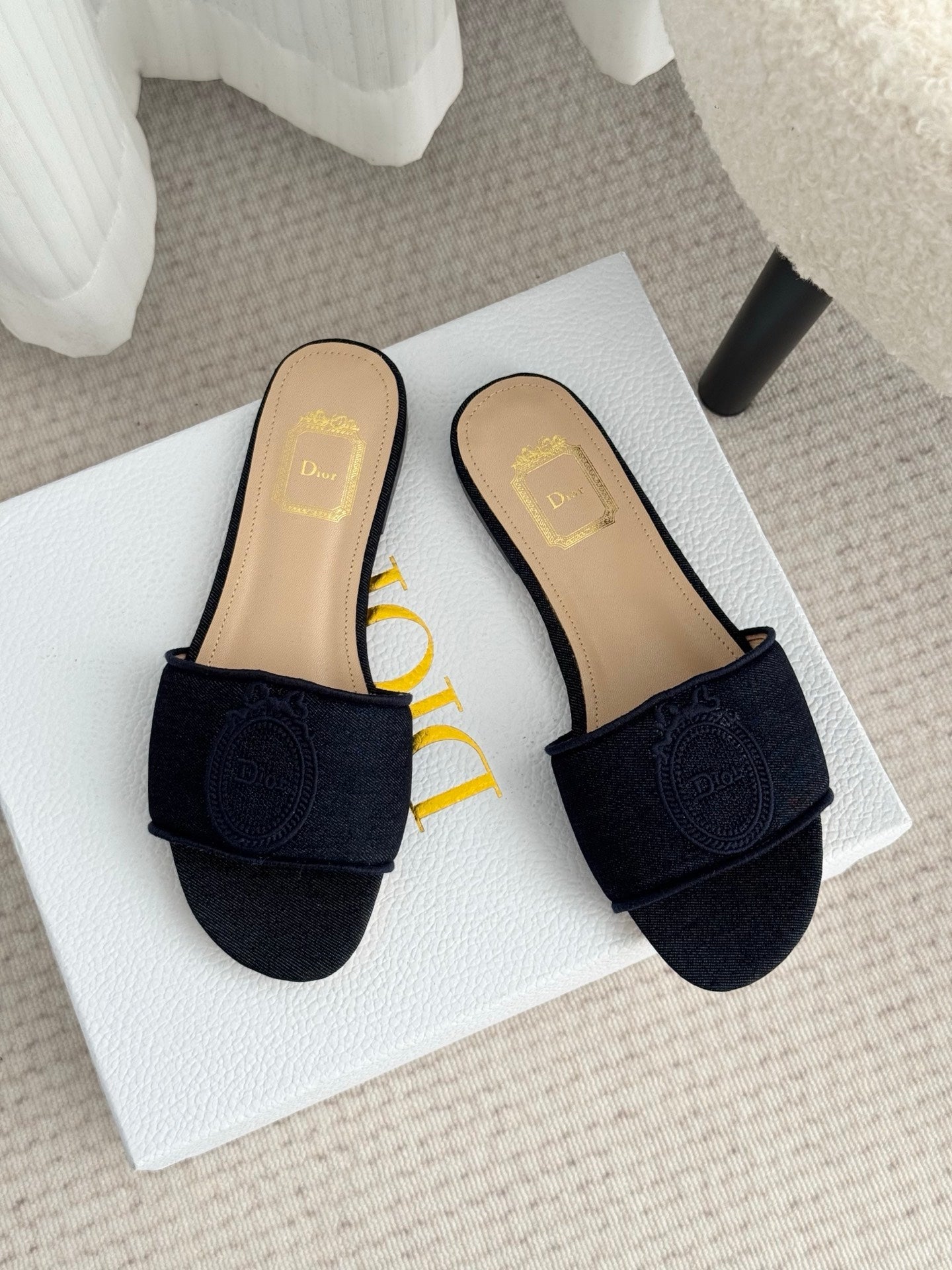 CD Médaillon Slide Flat Dark Blue Denim 849733